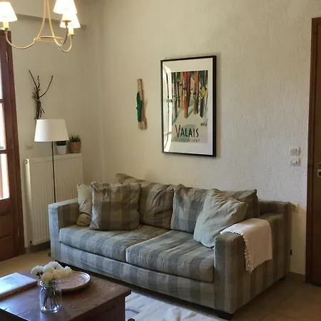 Design & Comfy Apt In * アラコバ