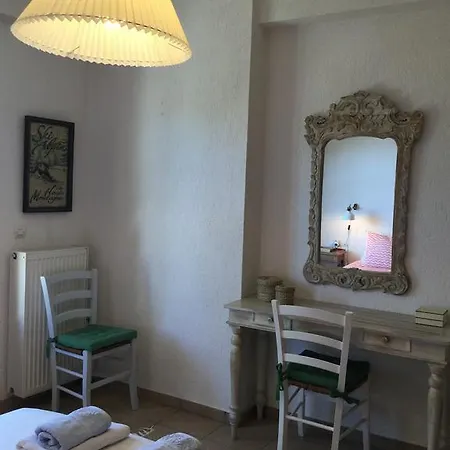 アパート Design & Comfy Apt In アラコバ